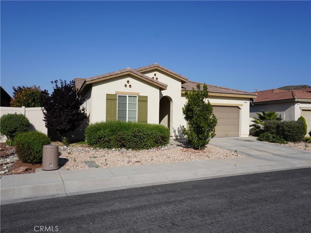 348 Scarlett Runner Property Photo 12