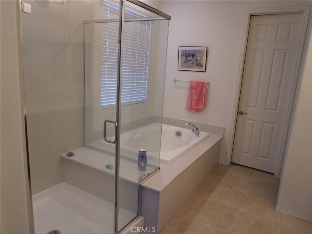 348 Scarlett Runner Property Photo 24