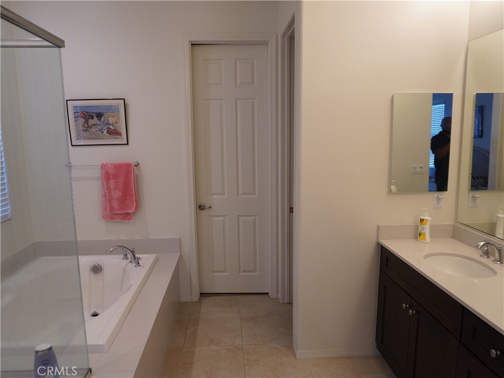348 Scarlett Runner Property Photo 28