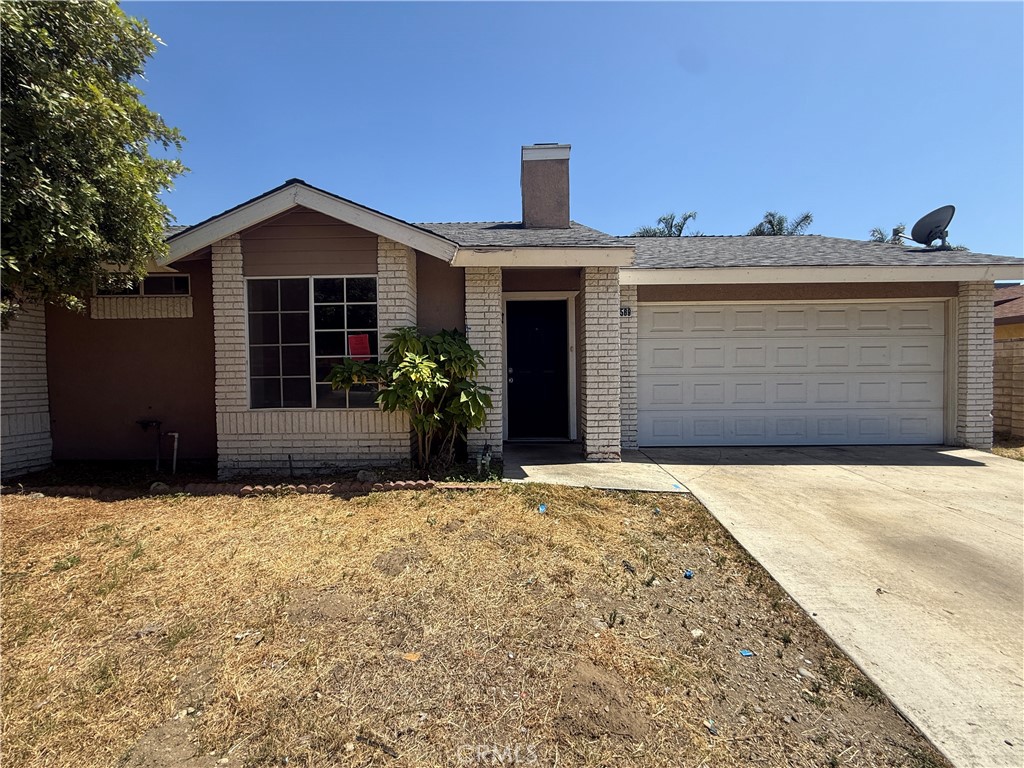 15569 Athol Street Property Photo 3
