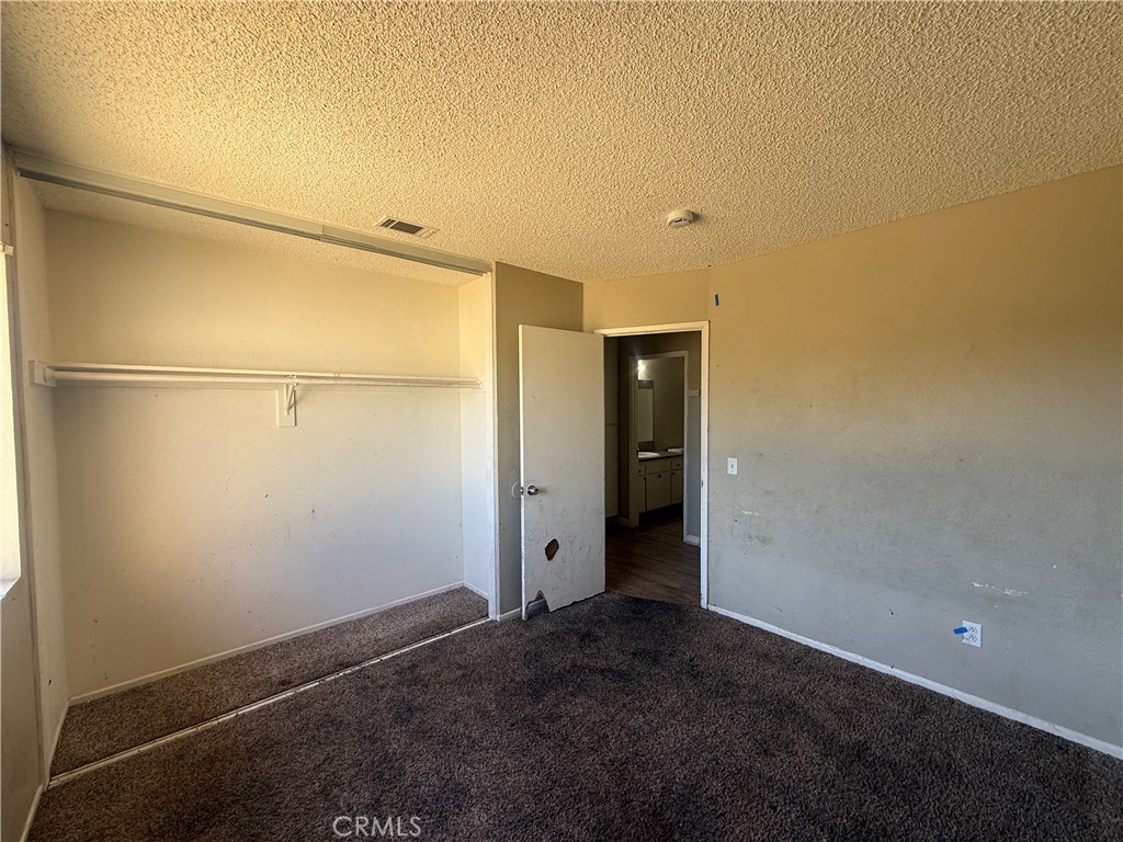 15569 Athol Street Property Photo 27