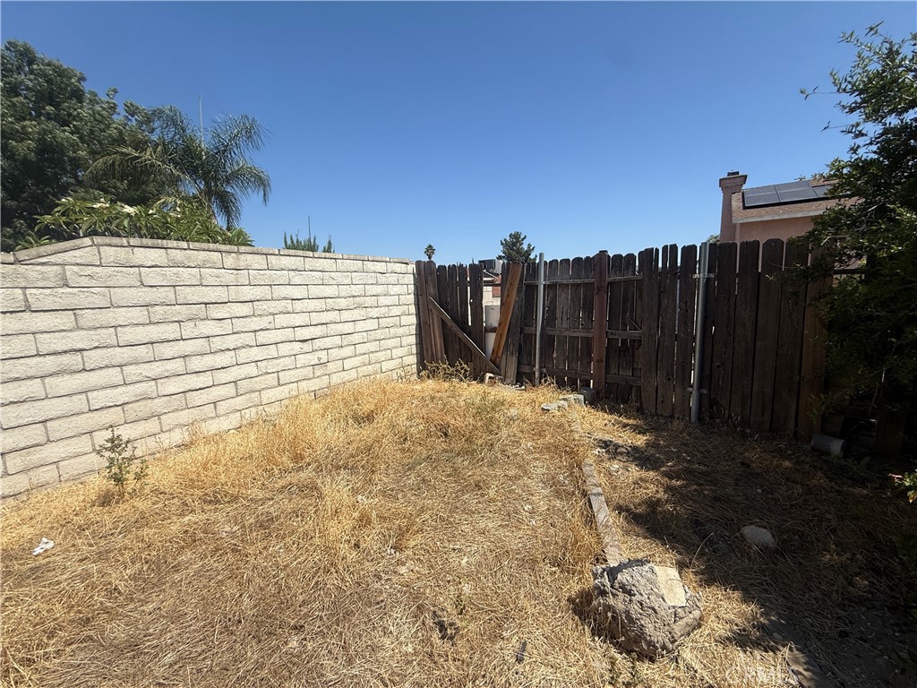 15569 Athol Street Property Photo 31