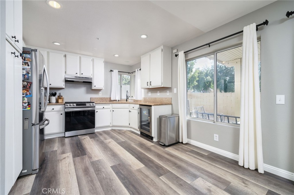 11718 Lucena Avenue Property Photo 22