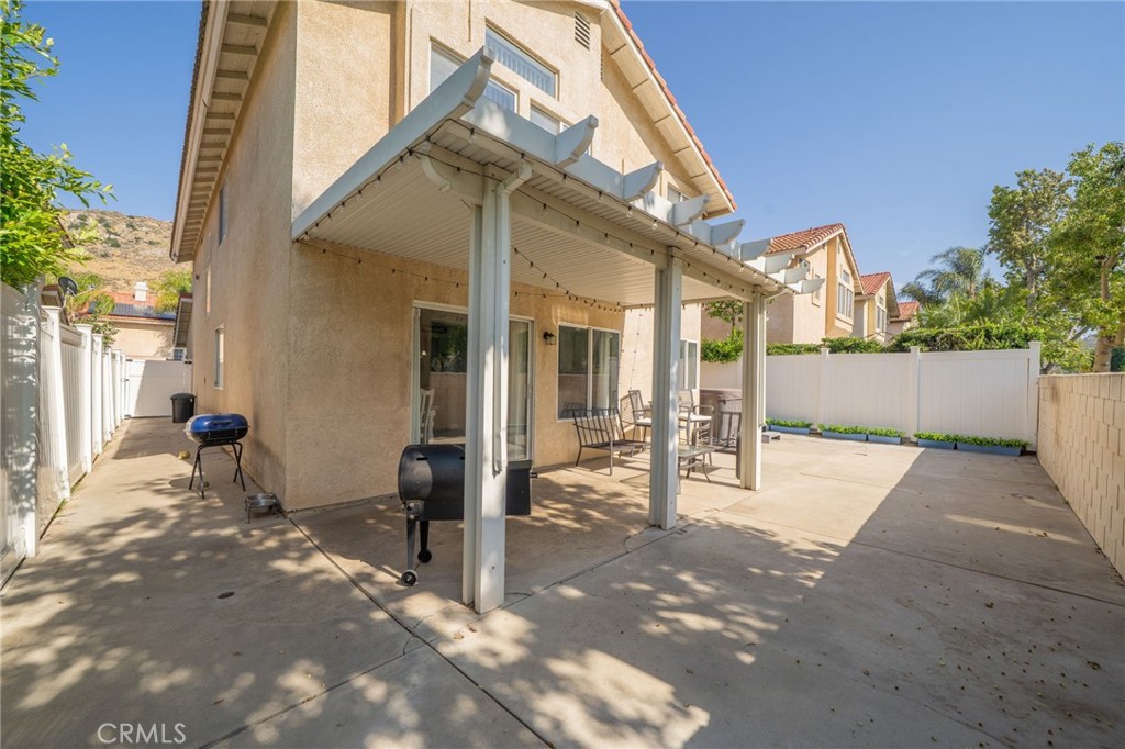 11718 Lucena Avenue Property Photo 28