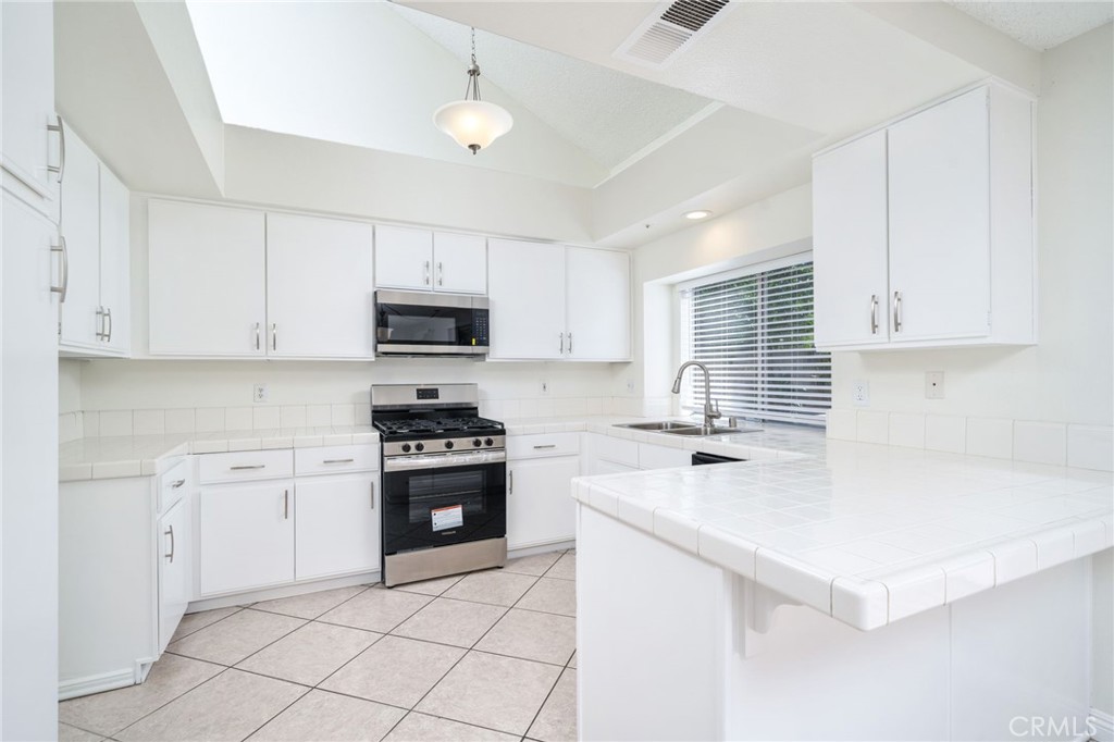 11500 Winery Drive Property Photo 14