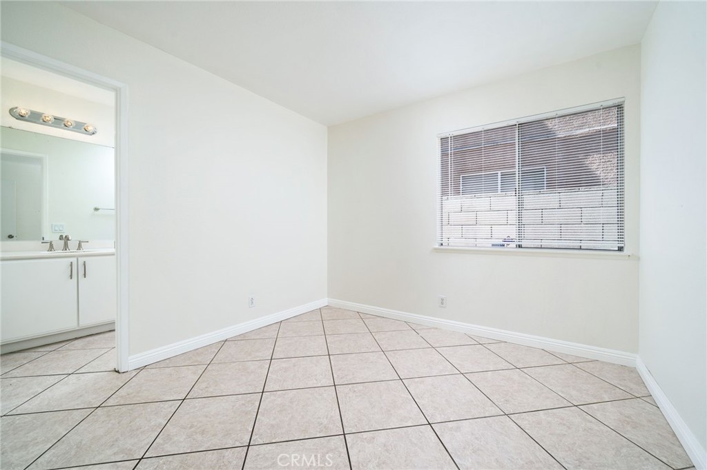 11500 Winery Drive Property Photo 19