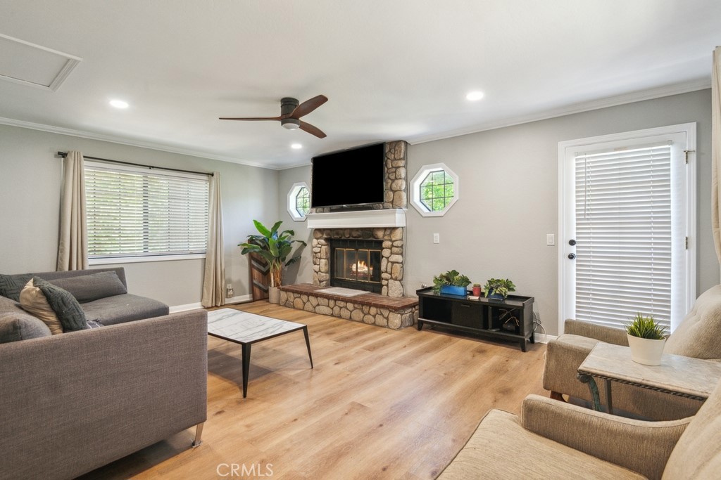 27532 North Bay Road Property Photo 2