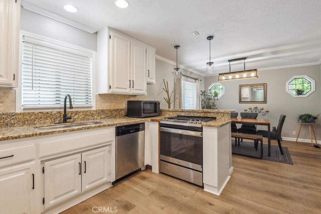 27532 North Bay Road Property Photo 4