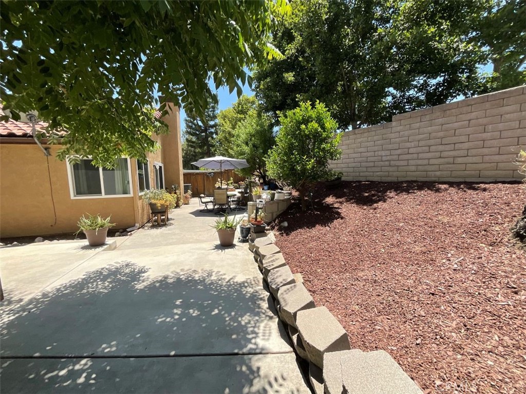 6720 Shaded Wood Place Property Photo 10