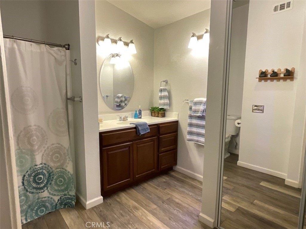 6720 Shaded Wood Place Property Photo 24