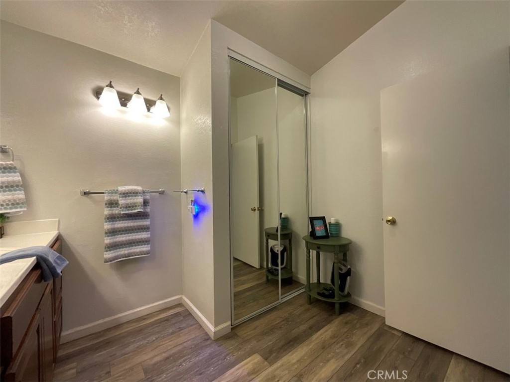 6720 Shaded Wood Place Property Photo 25