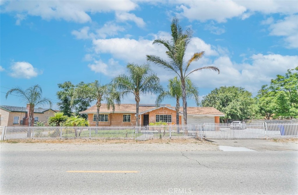 6246 Knox Avenue Property Photo