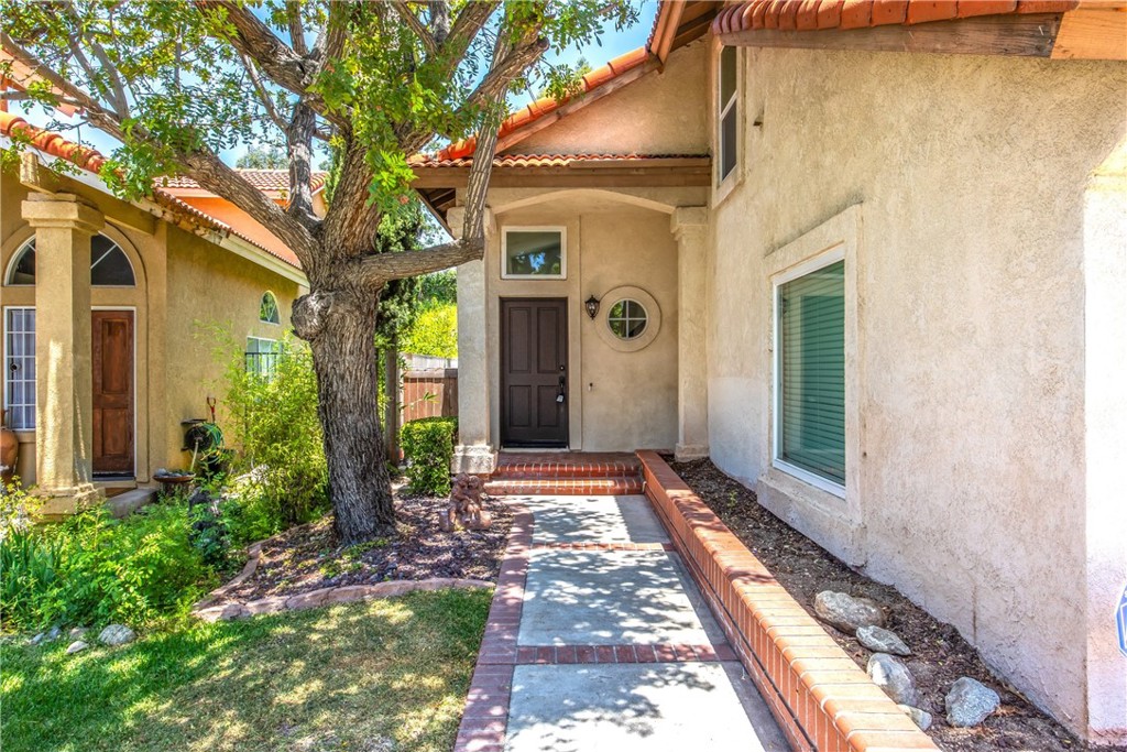 11142 Malone Street Property Photo 5