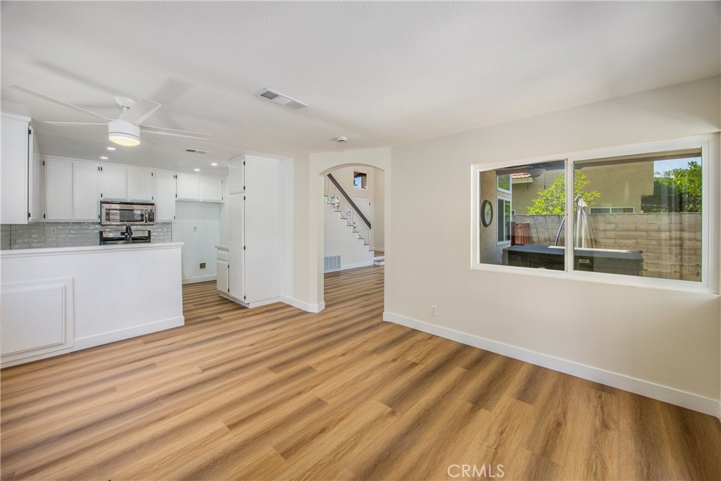 11142 Malone Street Property Photo 14