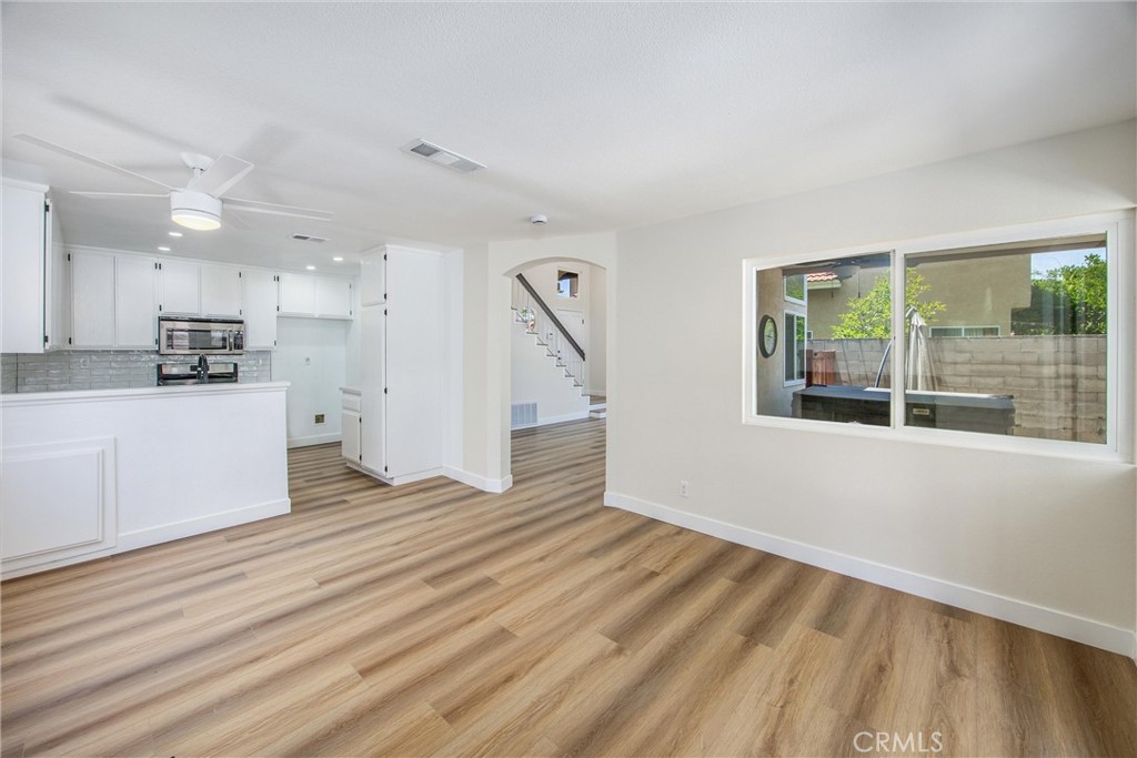11142 Malone Street Property Photo 14