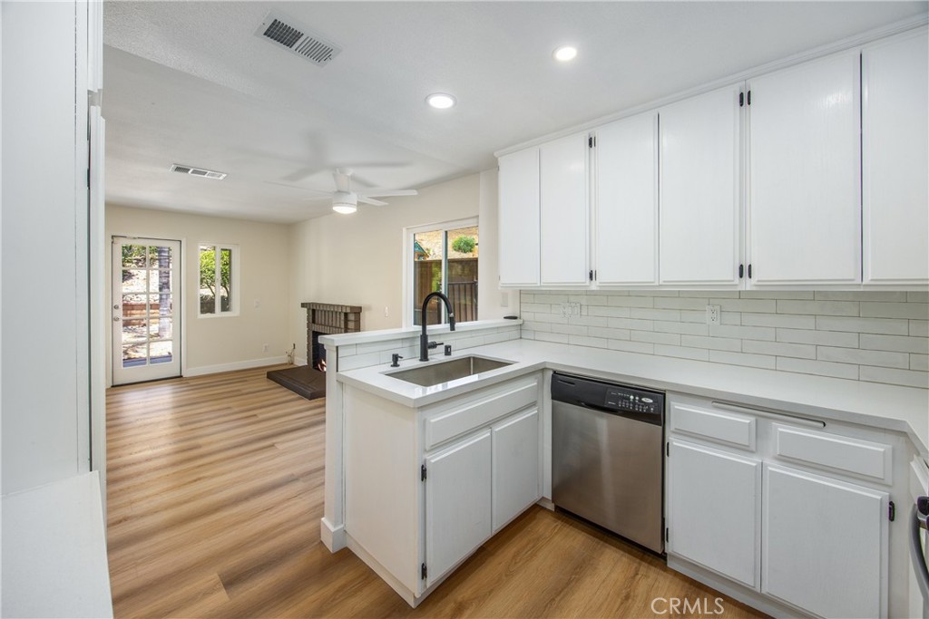 11142 Malone Street Property Photo 20