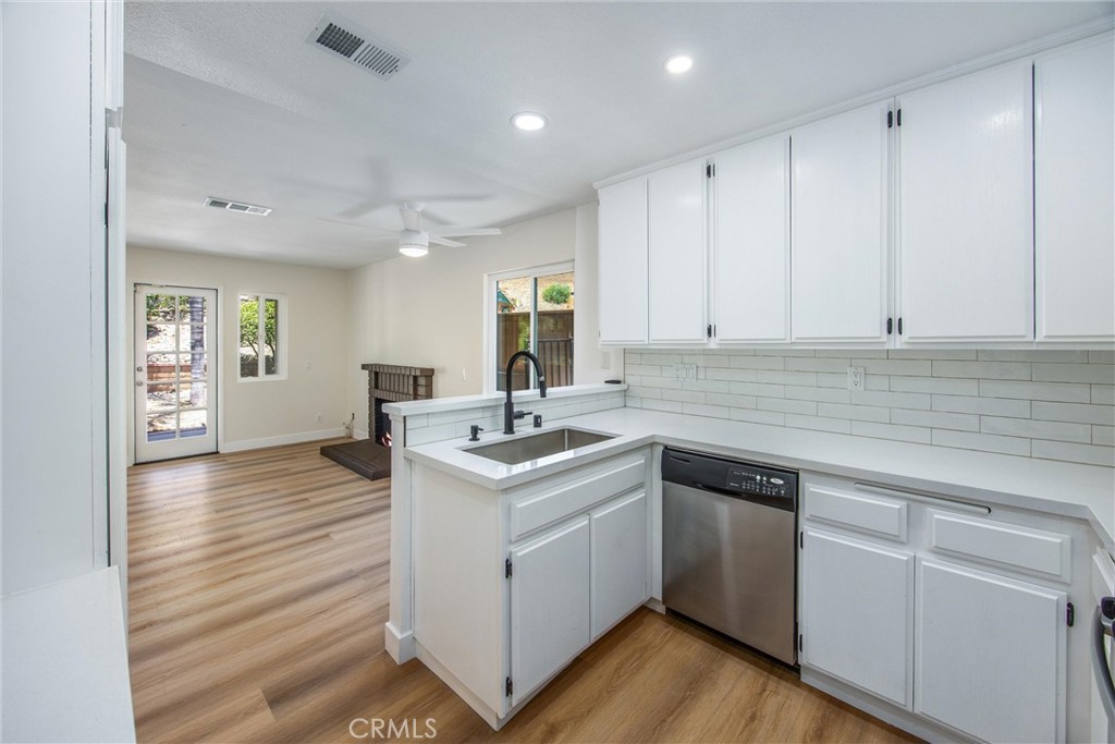 11142 Malone Street Property Photo 20