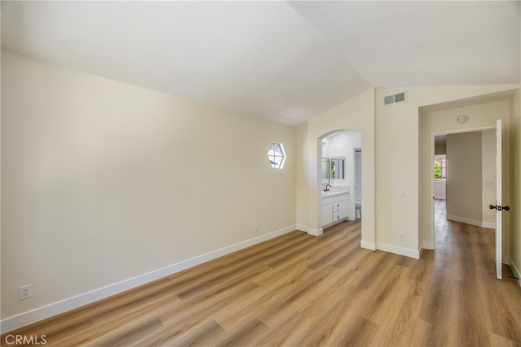 11142 Malone Street Property Photo 24
