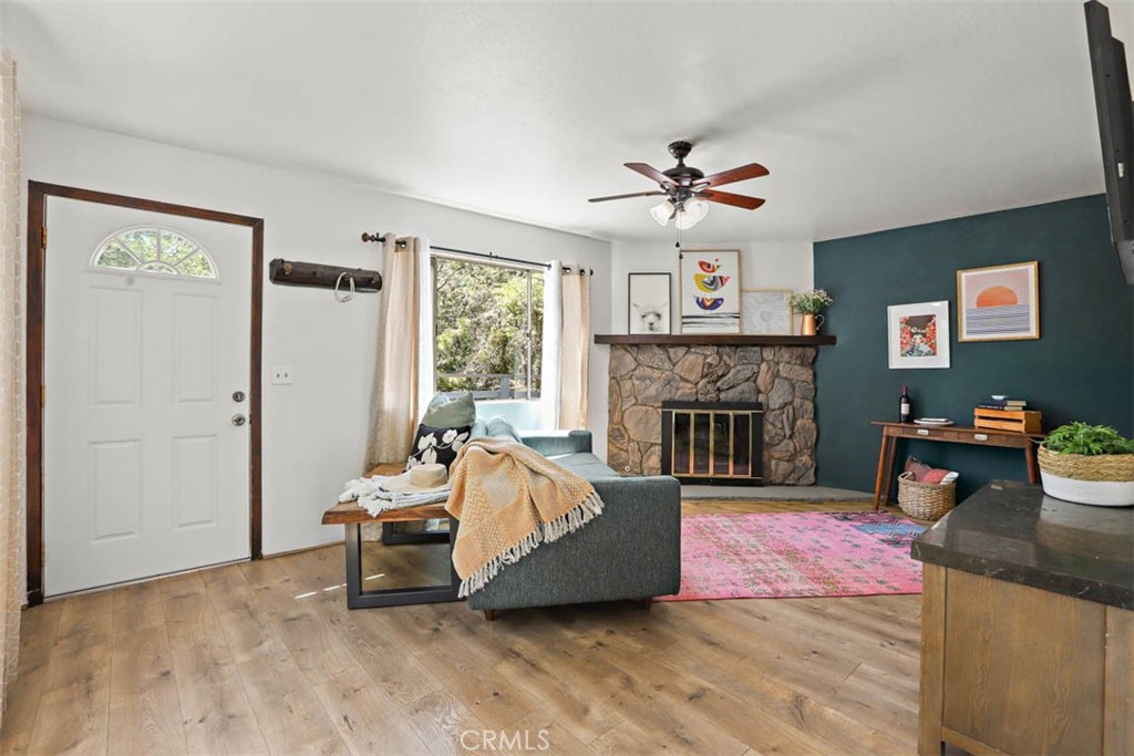 2405 Fir Drive Property Photo 11