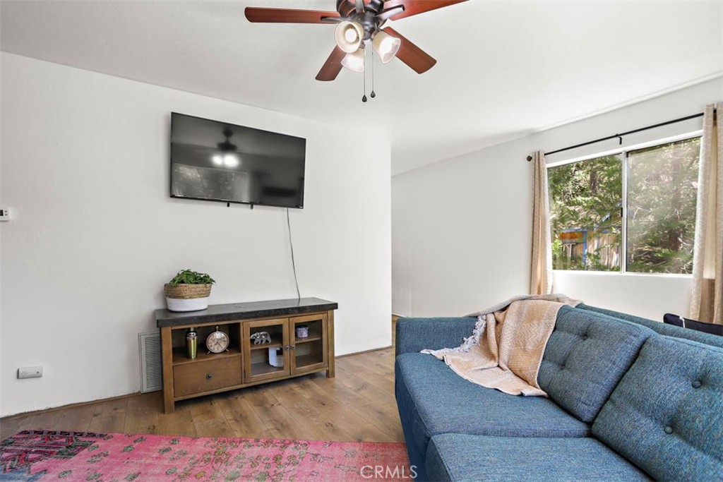 2405 Fir Drive Property Photo 14