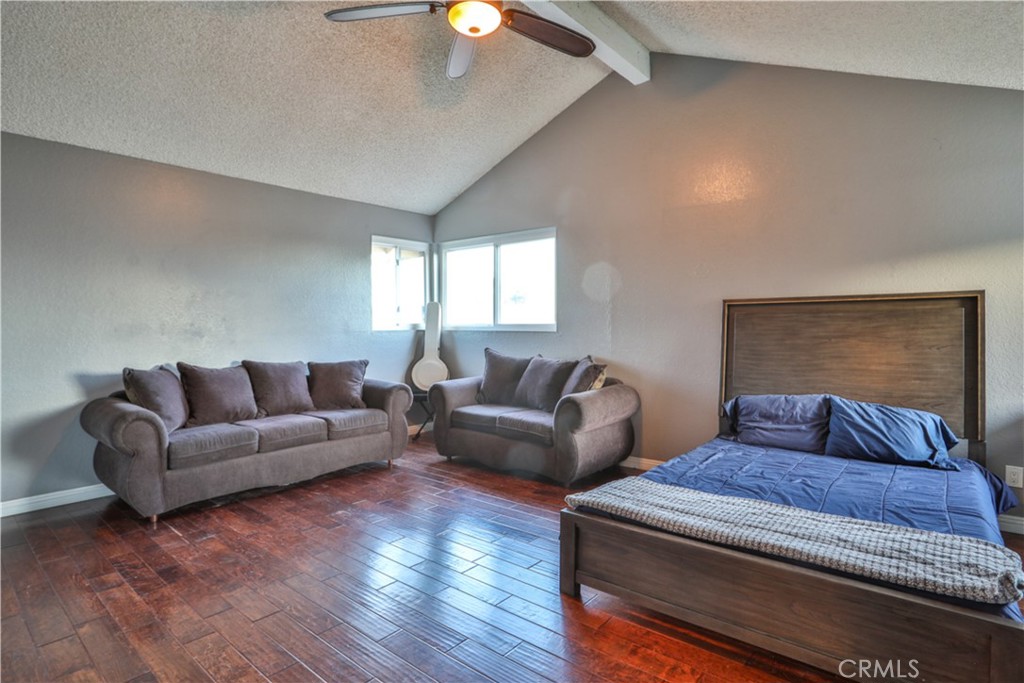 6073 Cameo Street Property Photo 21