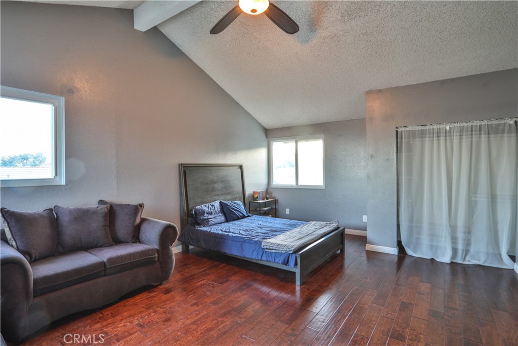 6073 Cameo Street Property Photo 22