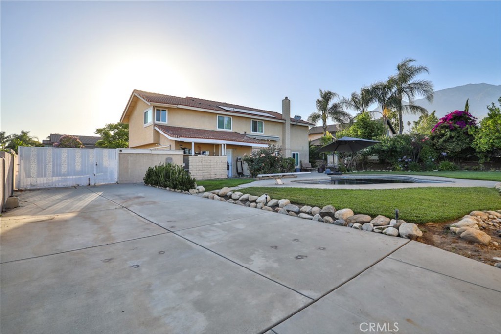 6073 Cameo Street Property Photo 46