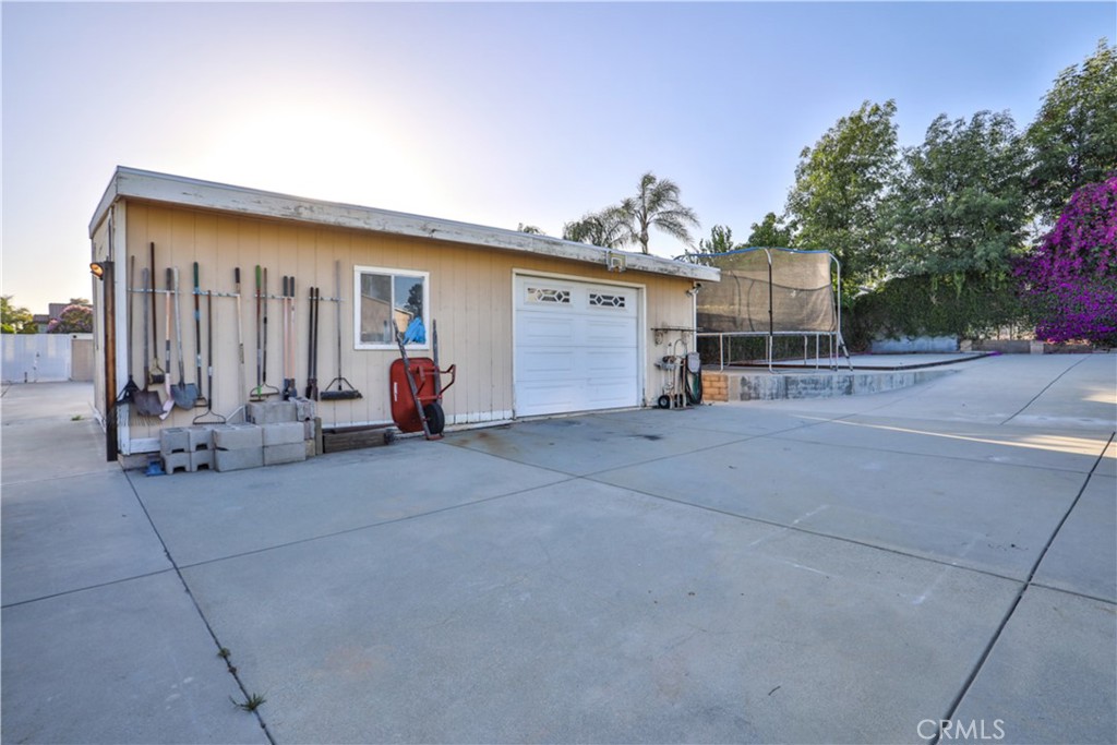 6073 Cameo Street Property Photo 48
