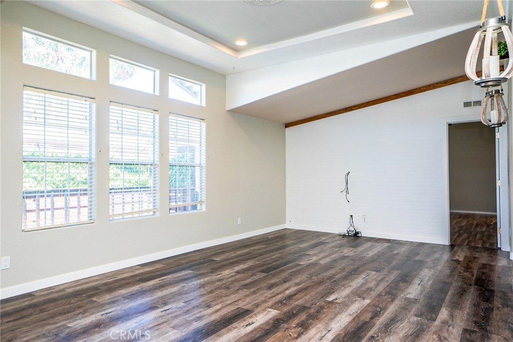 4901 Green River Road 188 Property Photo 5