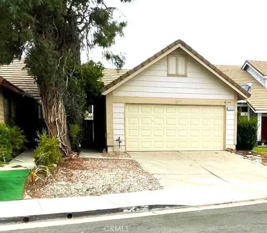 12424 Lily Court Property Photo 1