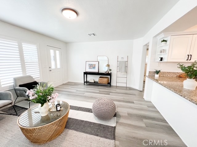 13944 Olive Street Property Photo 13