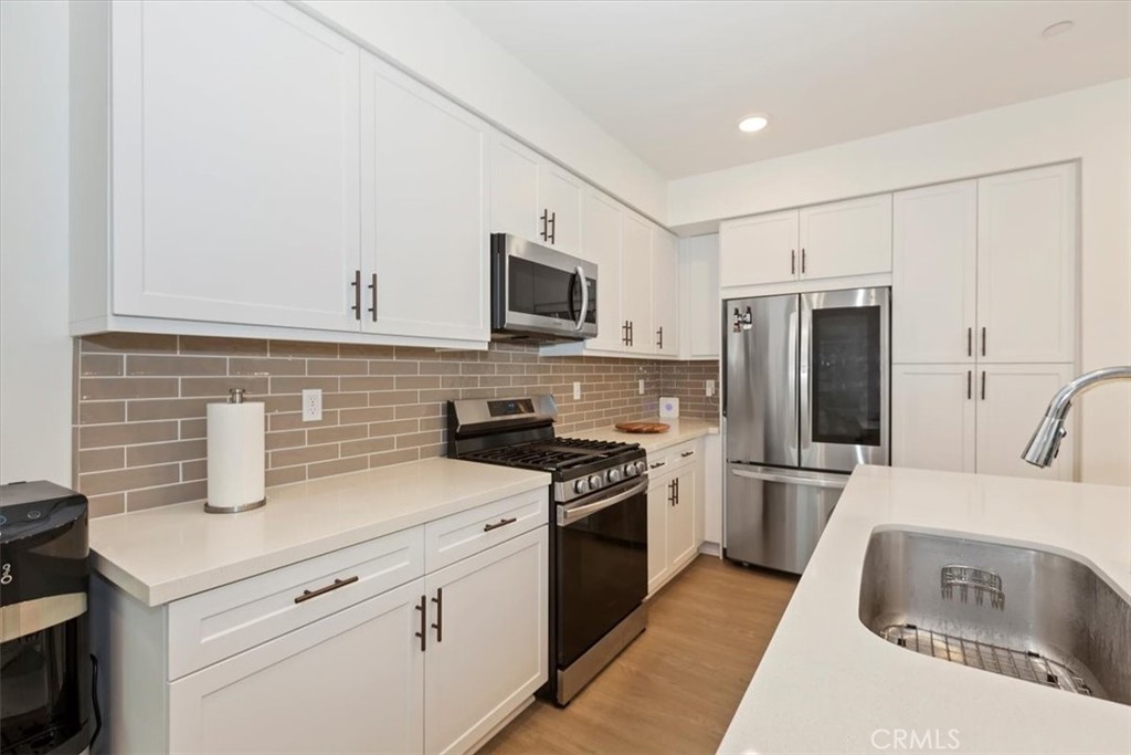 11051 Luminate Drive Property Photo 6
