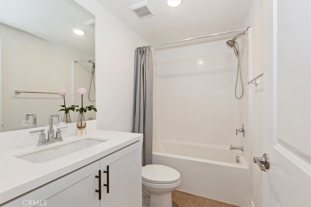 11051 Luminate Drive Property Photo 8