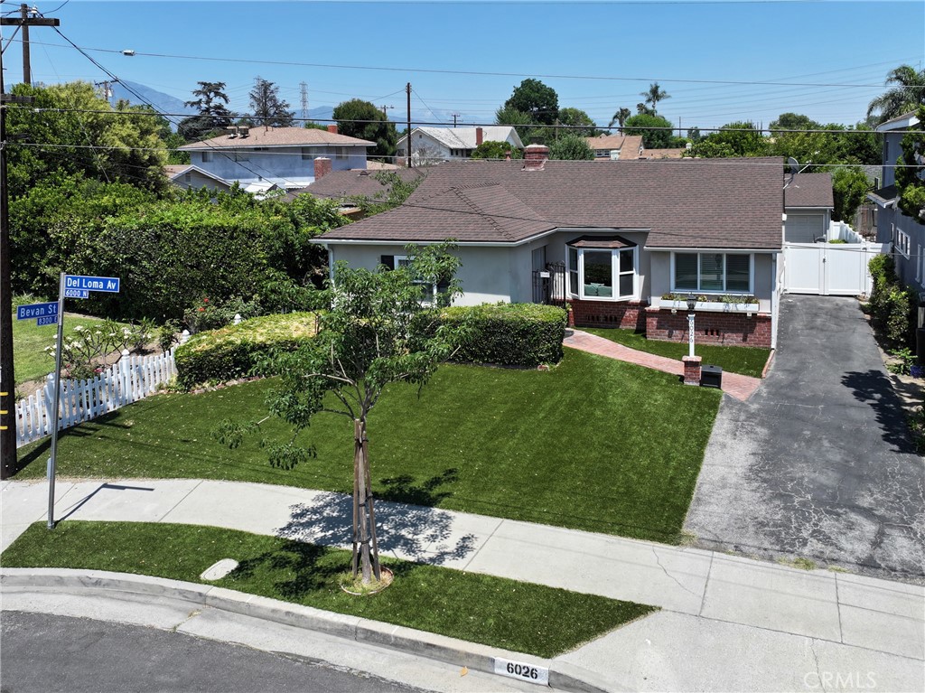 6026 N Del Loma Avenue Property Photo 1