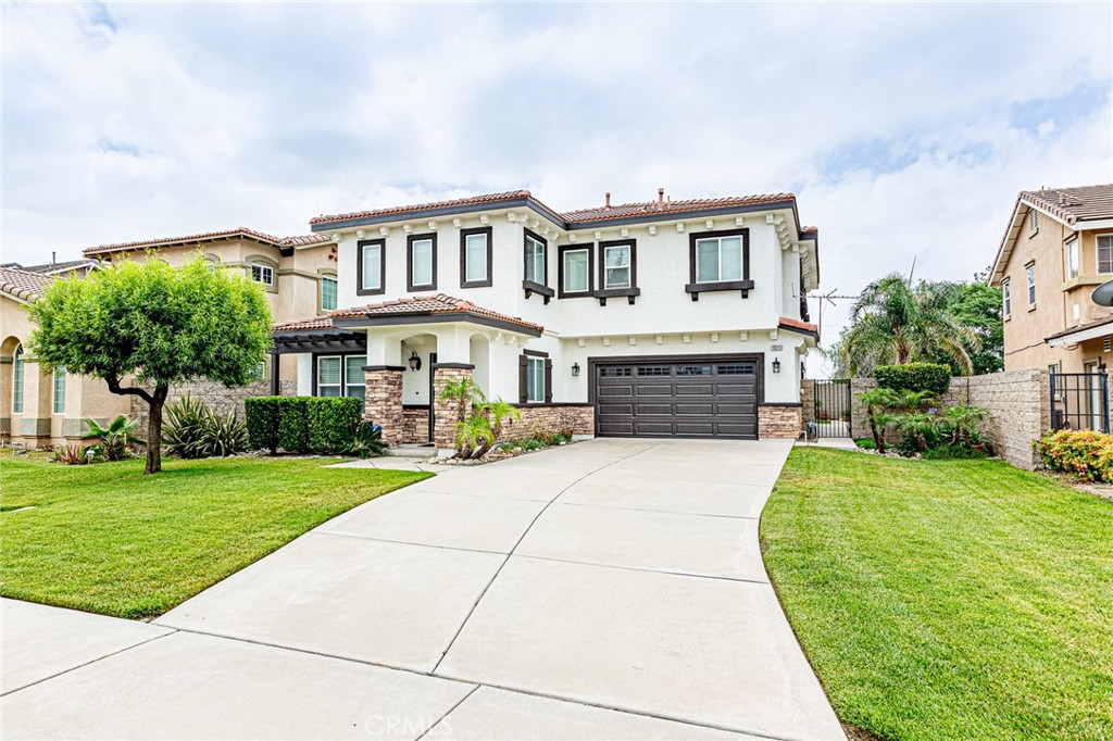 16213 STAR CREST Way Property Photo 1
