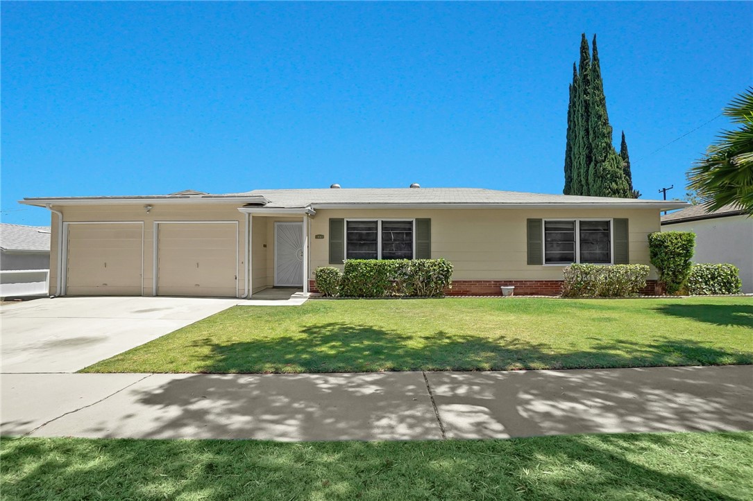 824 De La Fuente Street Property Photo 1
