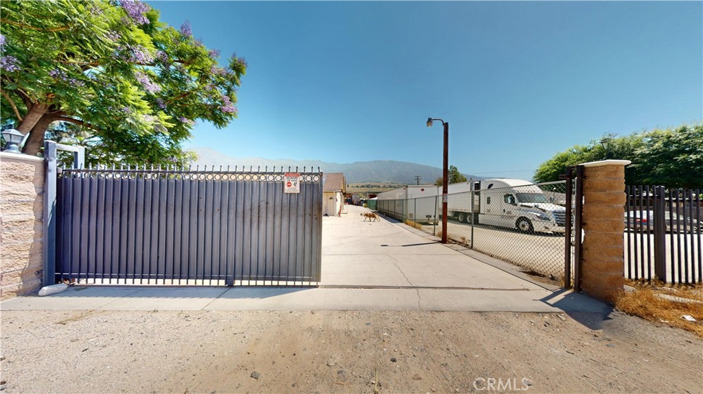 18900 Cajon Boulevard Property Photo 6