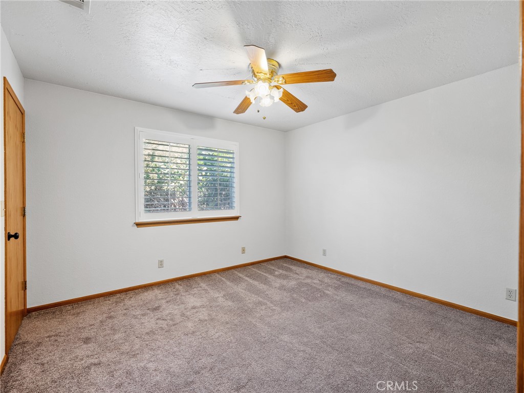 7556 Glider Avenue Property Photo 16
