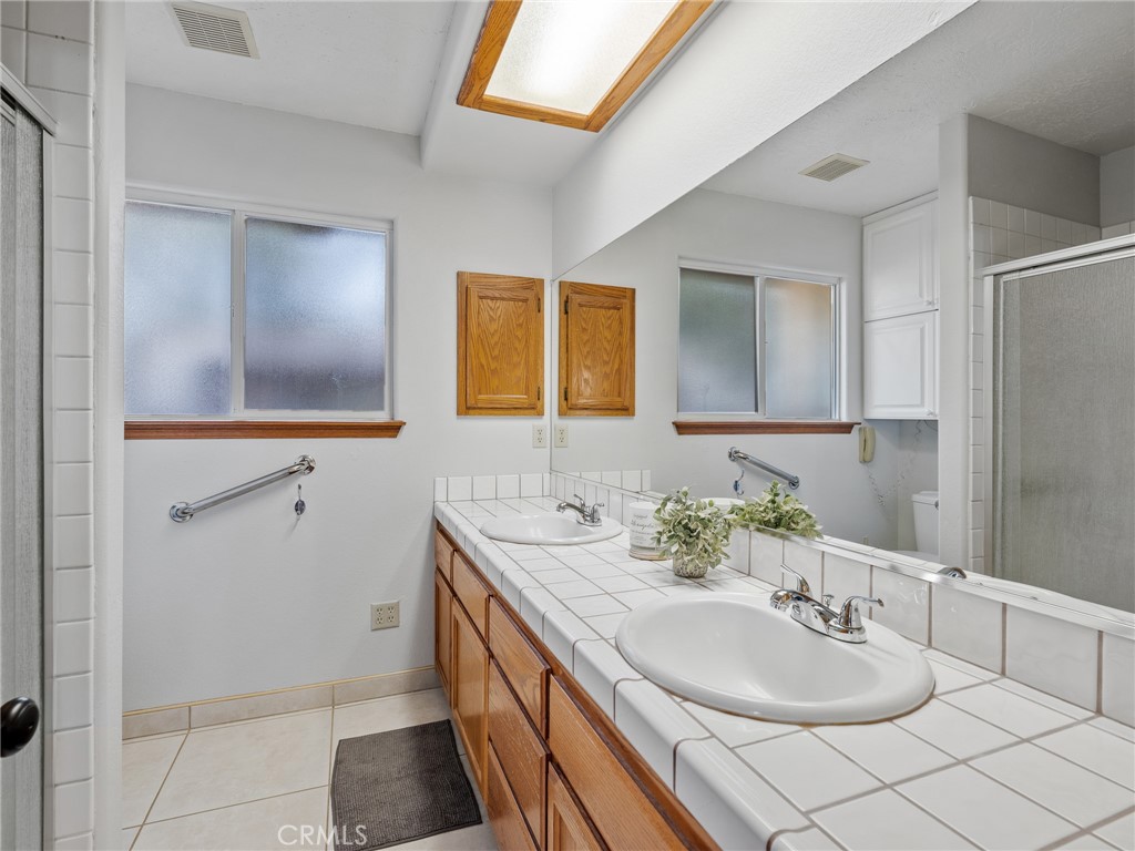 7556 Glider Avenue Property Photo 34