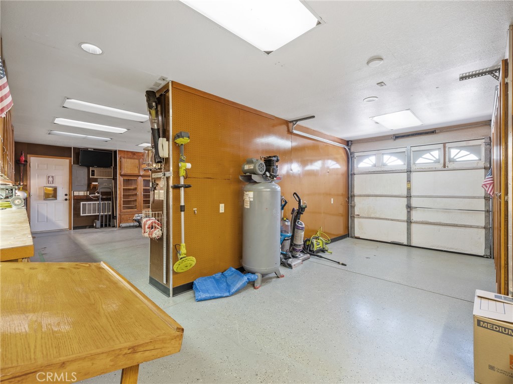 7556 Glider Avenue Property Photo 38