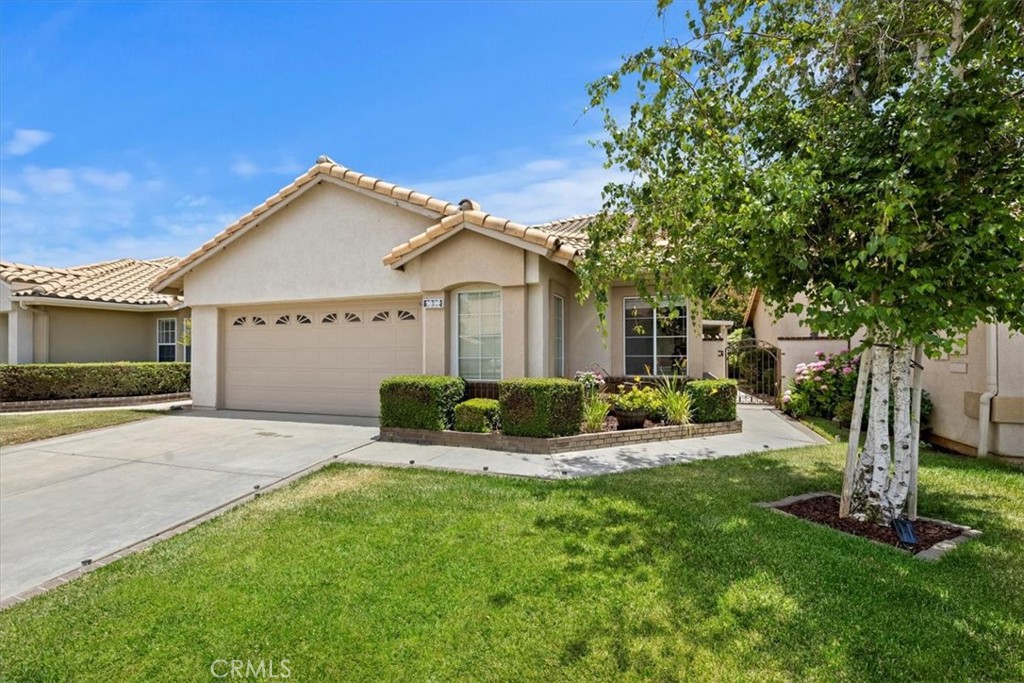 1052 Oakland Hills Drive Property Photo 1