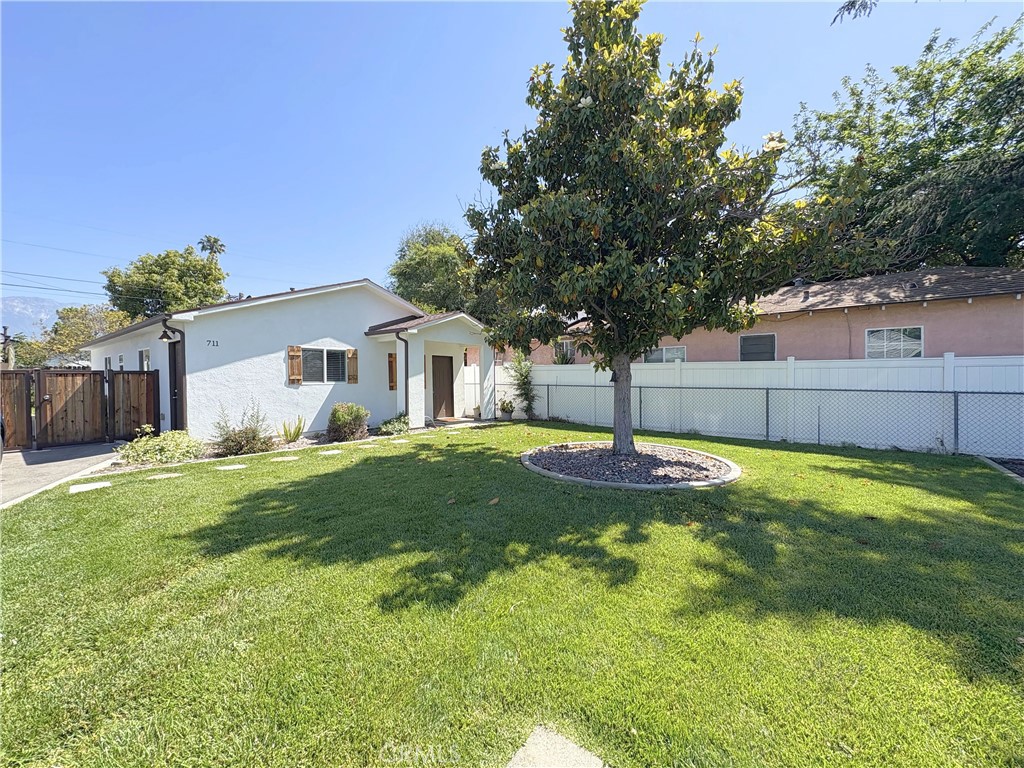 711 E J Street Property Photo 1