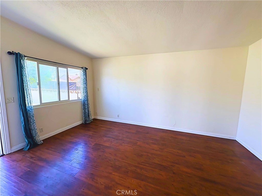 10371 24th Street Property Photo 4