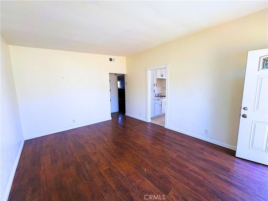 10371 24th Street Property Photo 5