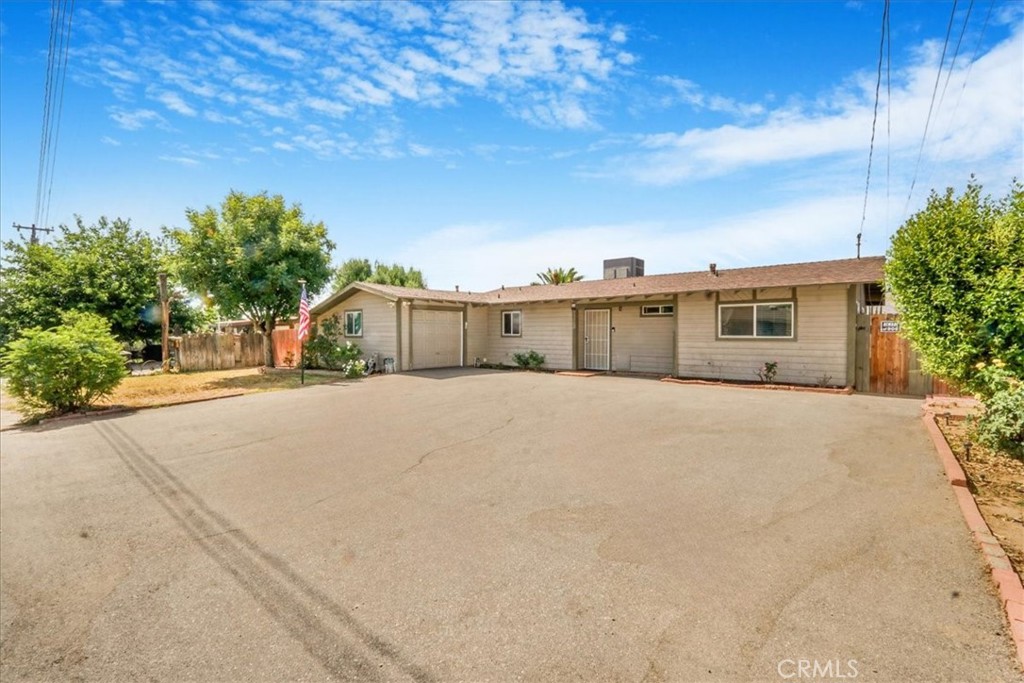 33962 Clark Lane Property Photo 1