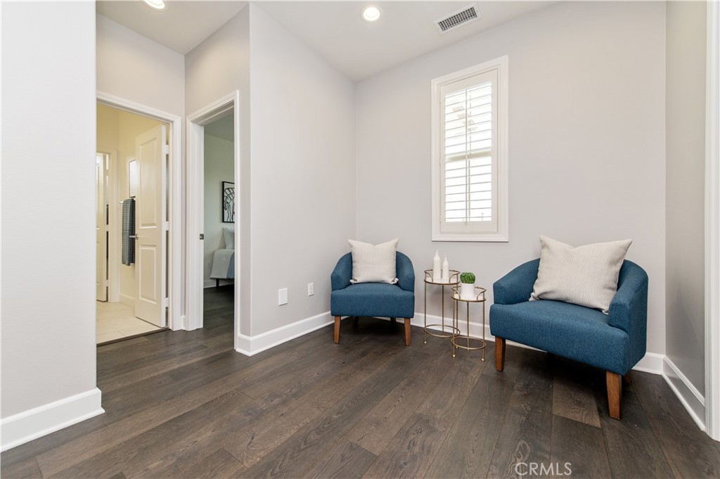 150 Greenleaf Drive Property Photo 18