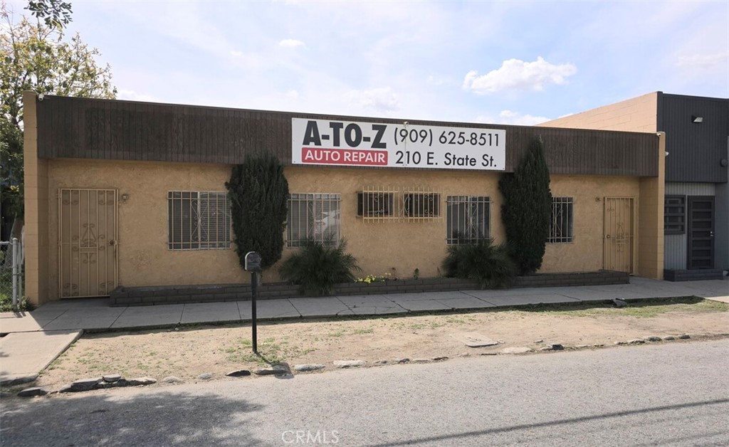 210 E State Street Property Photo 1