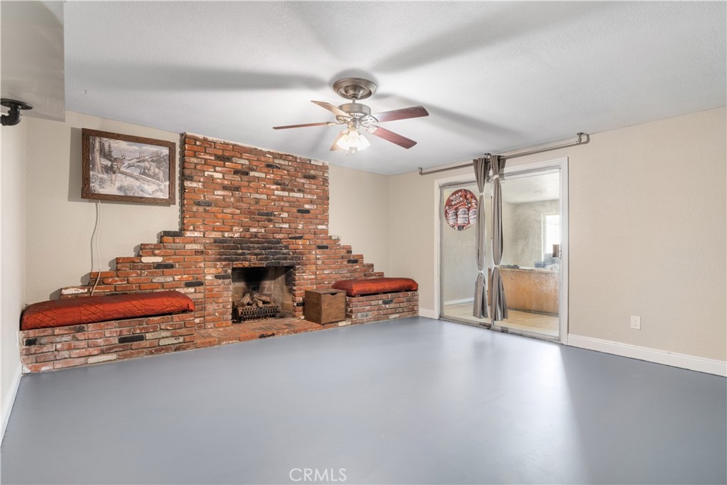 1761 E Yale Street Property Photo 22