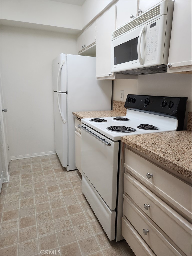 10655 2802 Lemon Avenue Property Photo 6