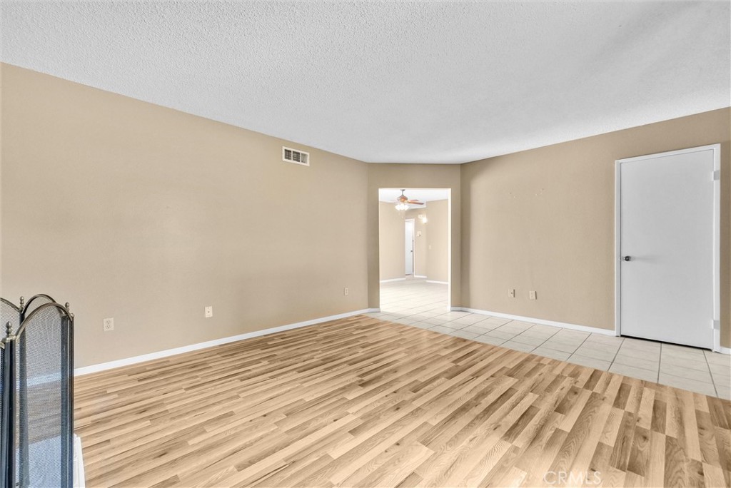 5235 Lakewood Drive Property Photo 6